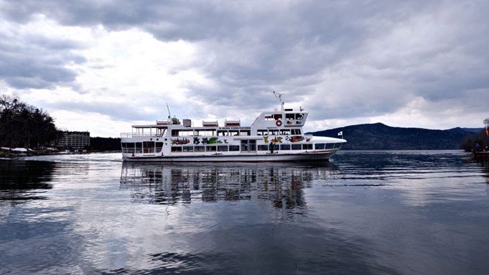Lake Akan sightseeing cruise