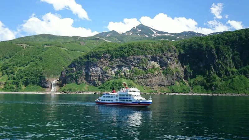 Shiretoko Cruise